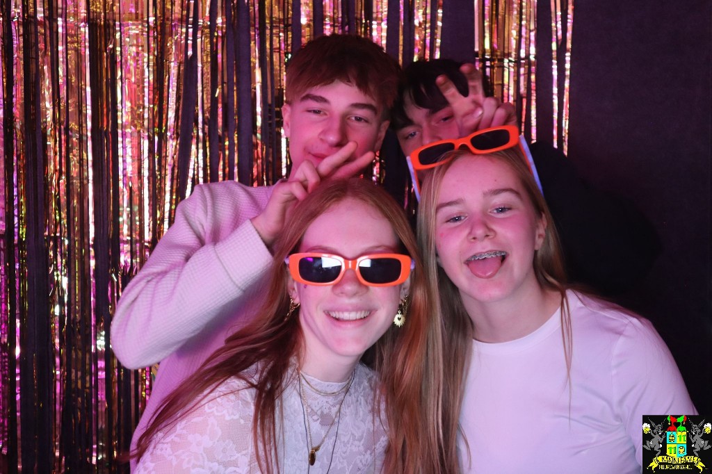 ../Images/Jeugd Opwarmbal Photobooth 346.jpg